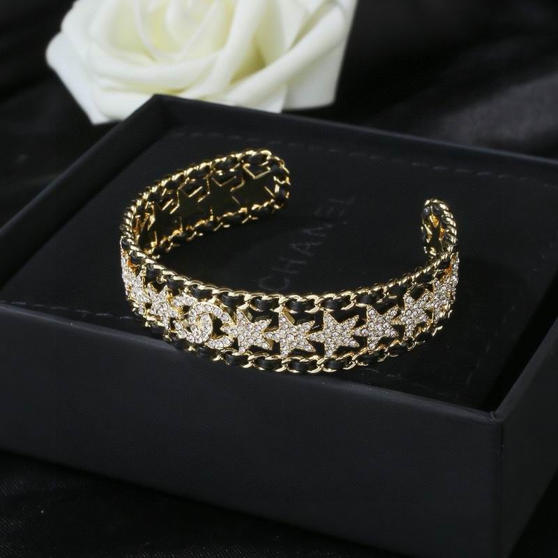 Chanel Bracelet 05yxs12